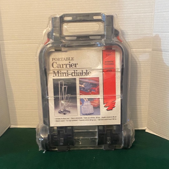 Portable Carrier - Picture 1 of 5